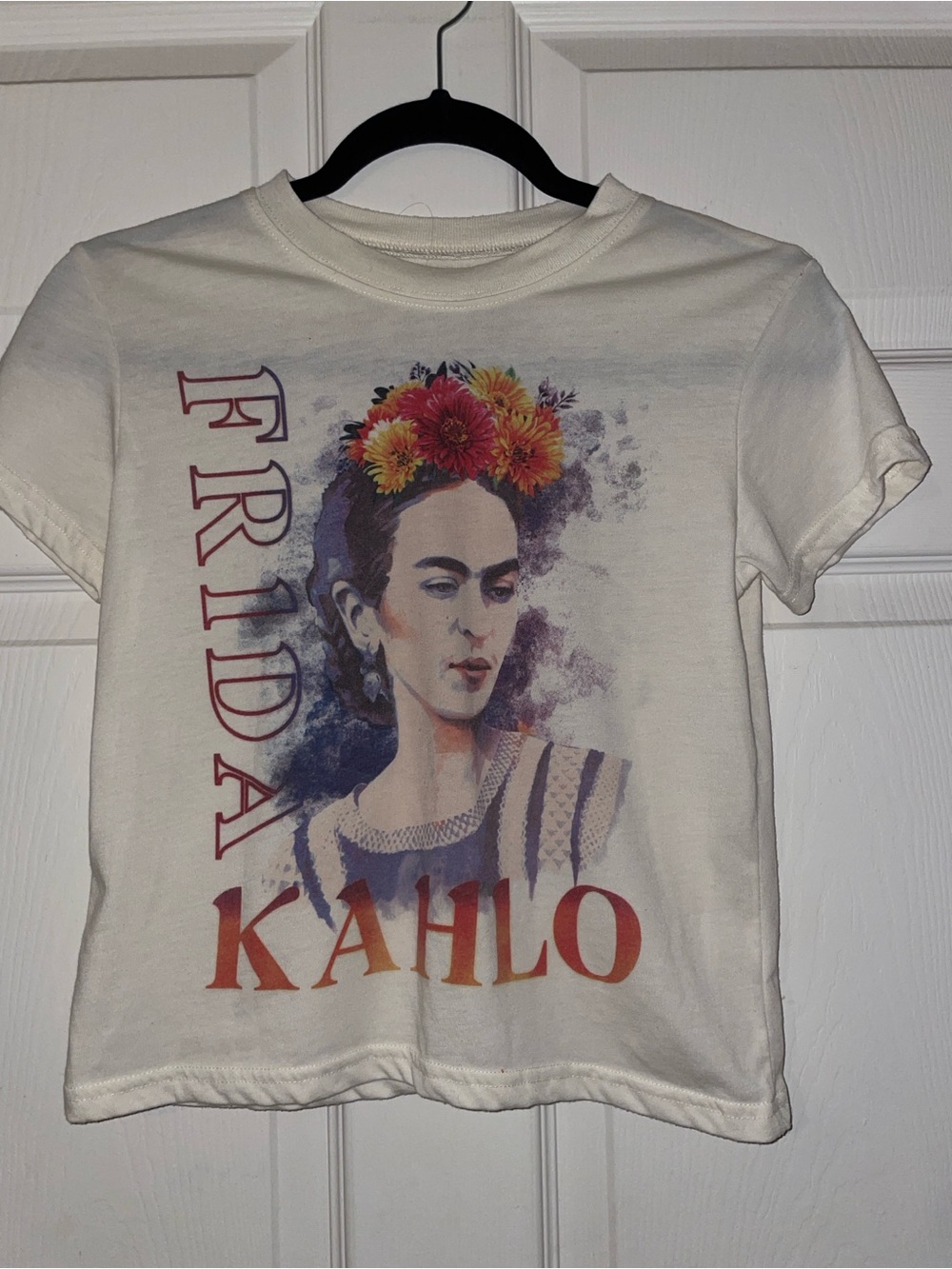 Frida Kahlo Graphic Tee Cream with Floral Accent
